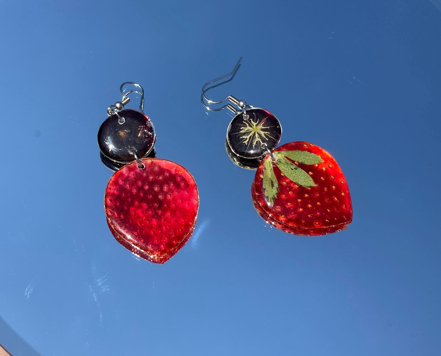 Real Strawberry blueberry earring - Nalan studio