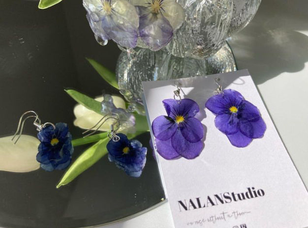 Mother’s Day gifts/floral earrings/Violet Pansy / - Nalan studio