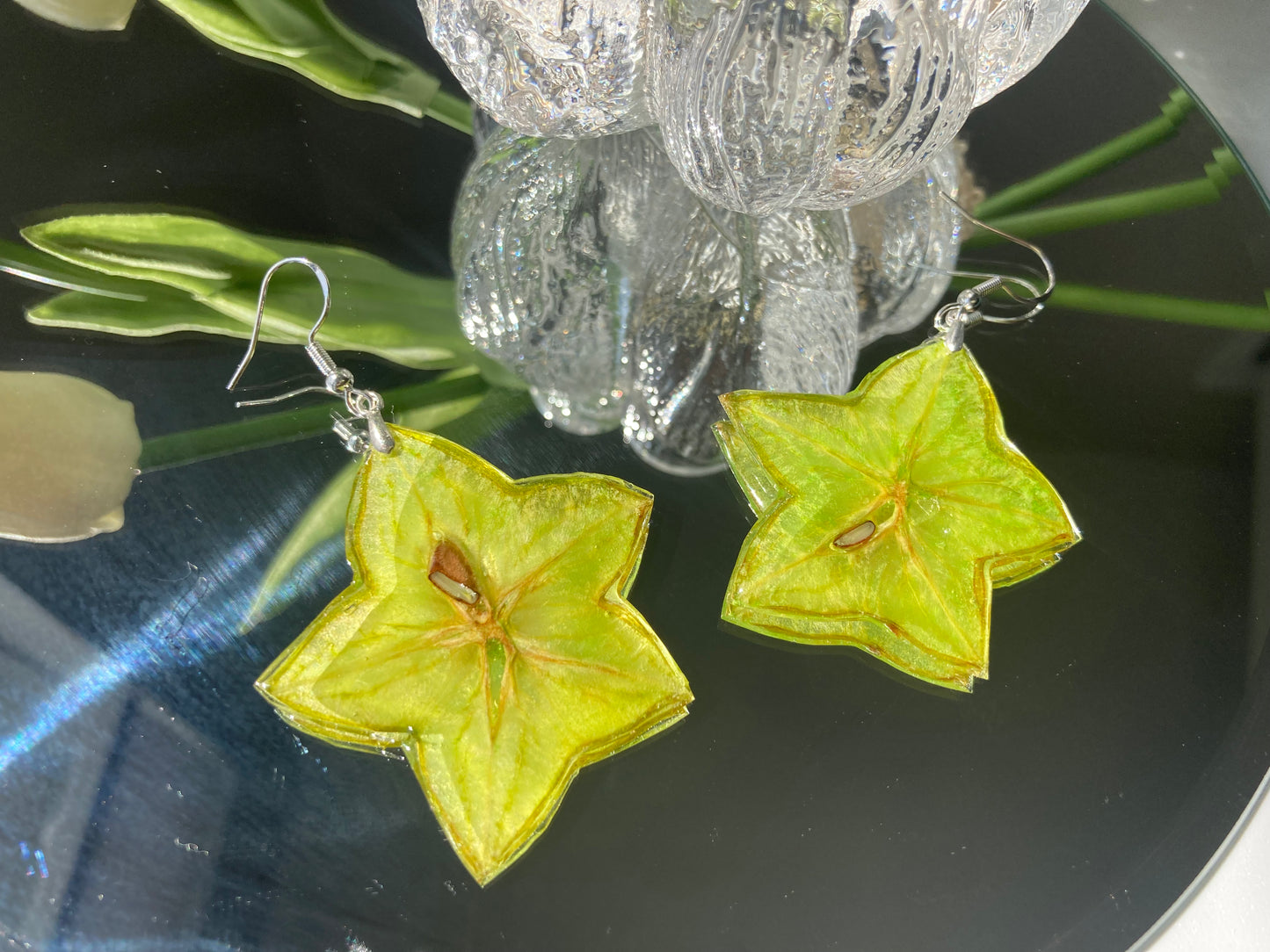 Real star fruit resin earring - Nalan studio
