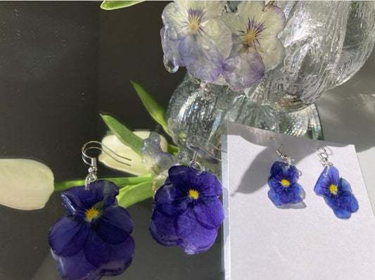 Mother’s Day gifts/floral earrings/Violet Pansy / - Nalan studio 