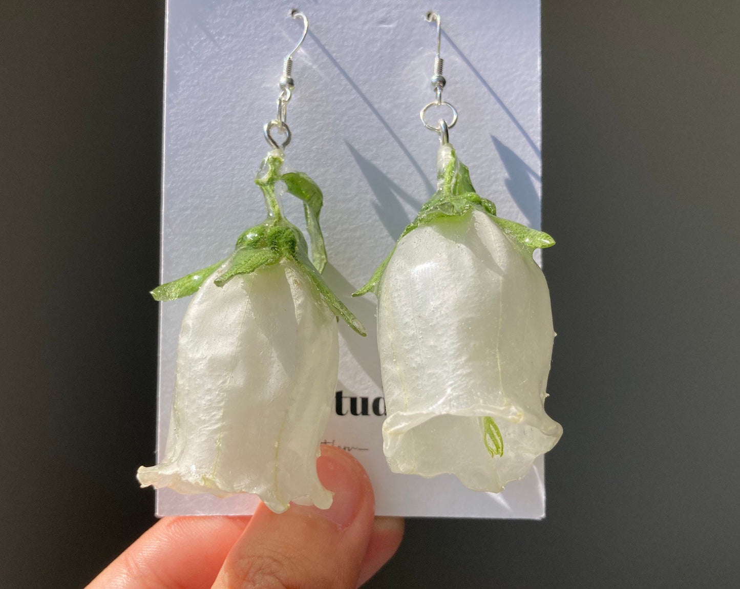 Bellflower resin earring/ - Nalan studio