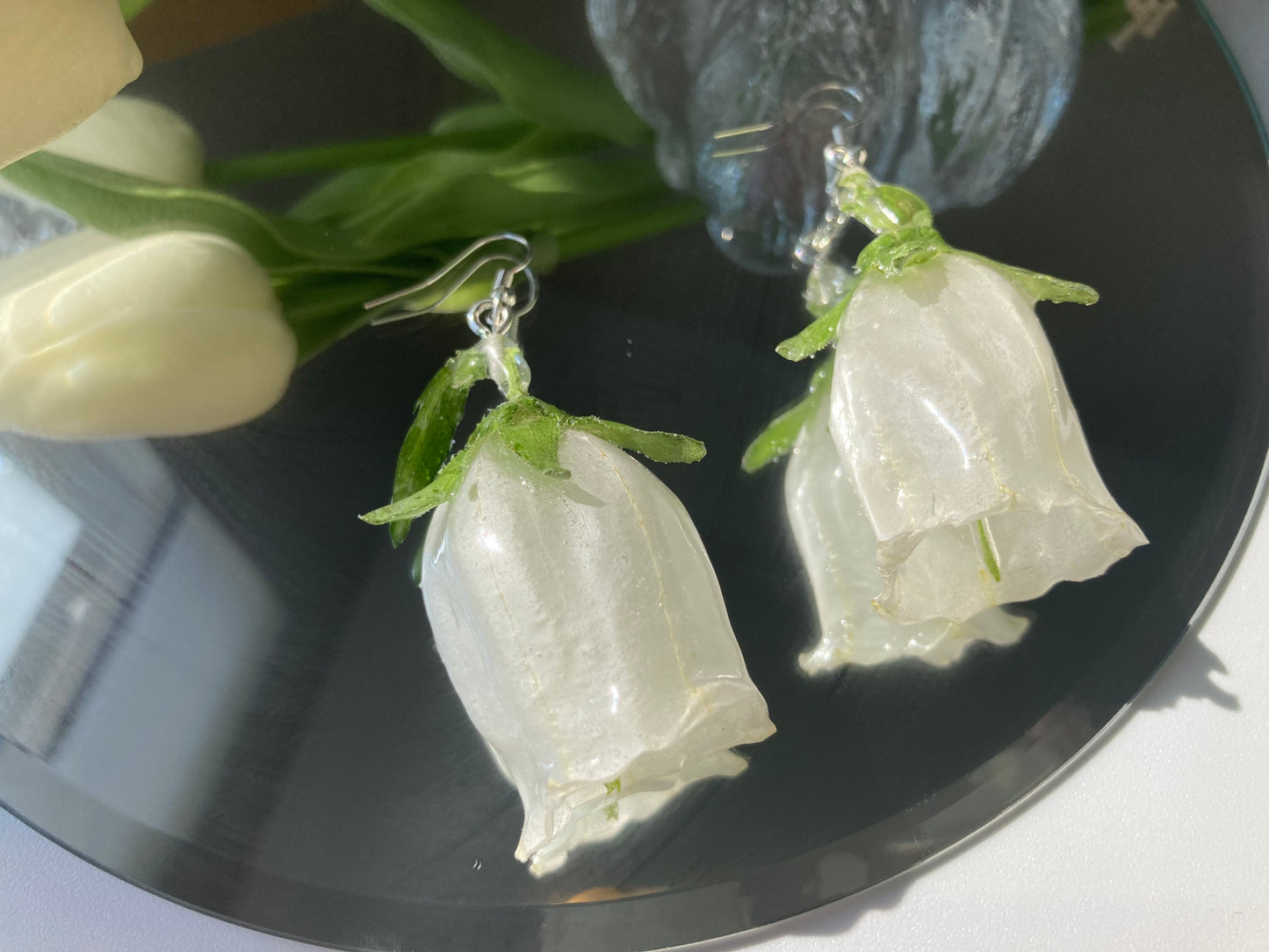 Bellflower resin earring/ - Nalan studio