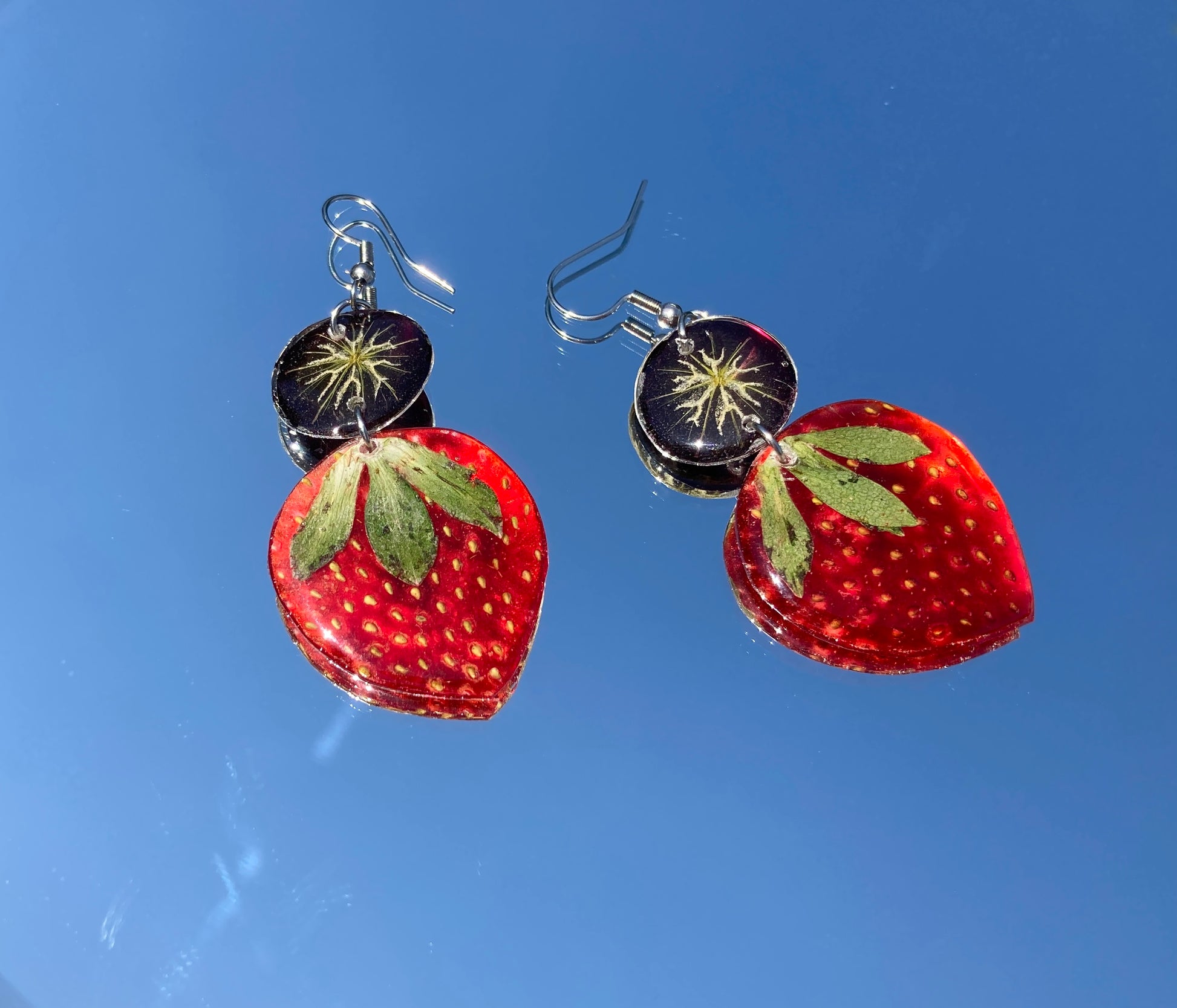 Real Strawberry  blueberry earring - Nalan studio 