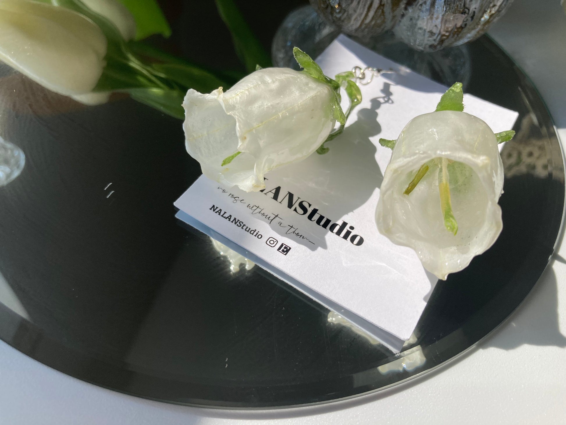 Bellflower resin earring/ - Nalan studio 